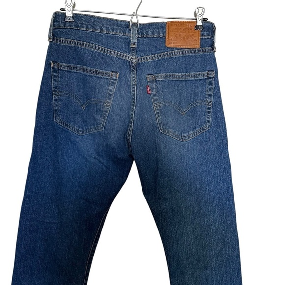 Levi’s Tapered Cut Jeans - Picture 5 of 7